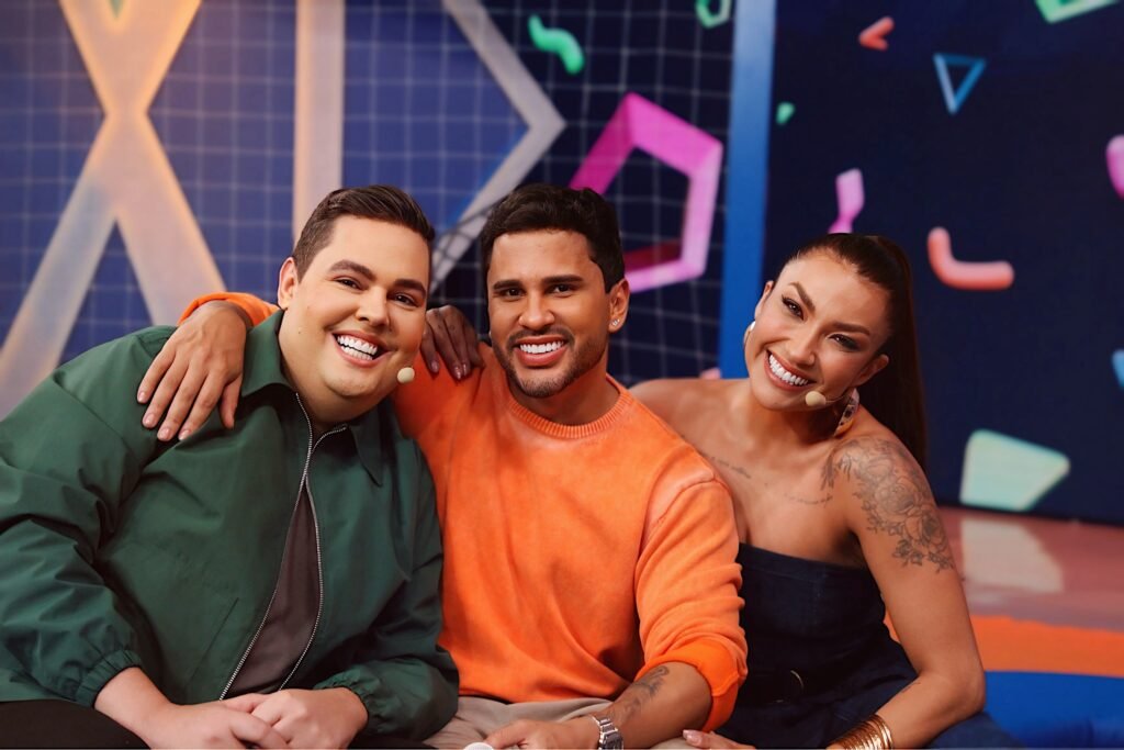 Fofoquito, Lucas Guimarães e Thayse Teixeira – Foto: Marco Mota