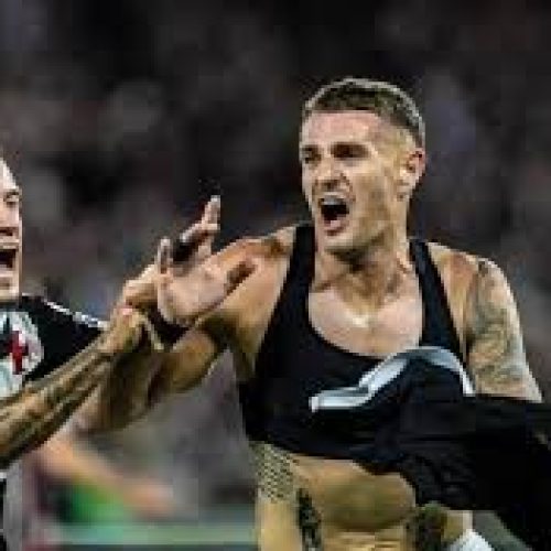 Vasco passa por Fluminense nos pênaltis e vai enfrentar Corinthians na final